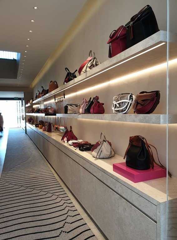 Local Loewe — 1